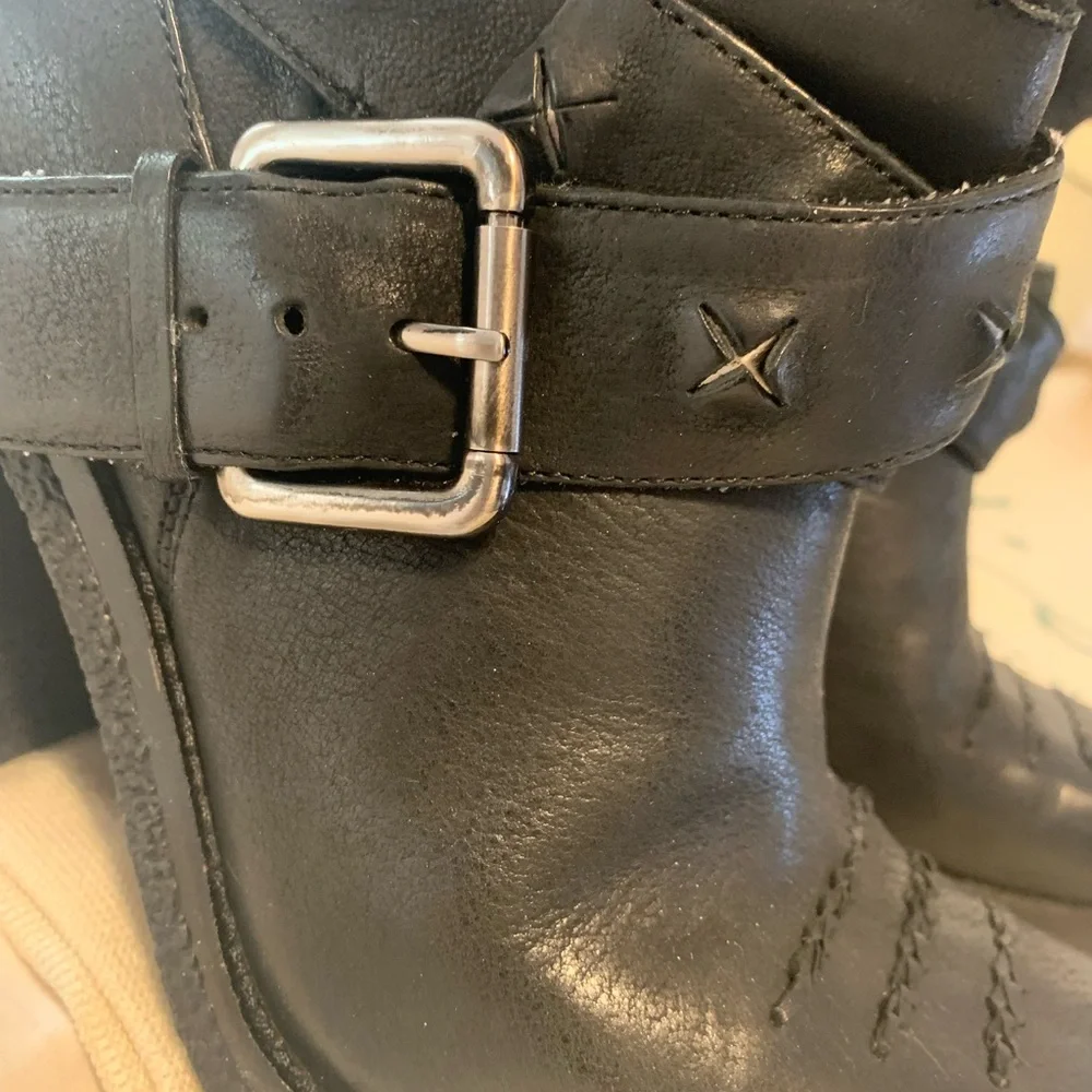 Donald J. Pliner Black Leather High Studded Boots Limited Edition